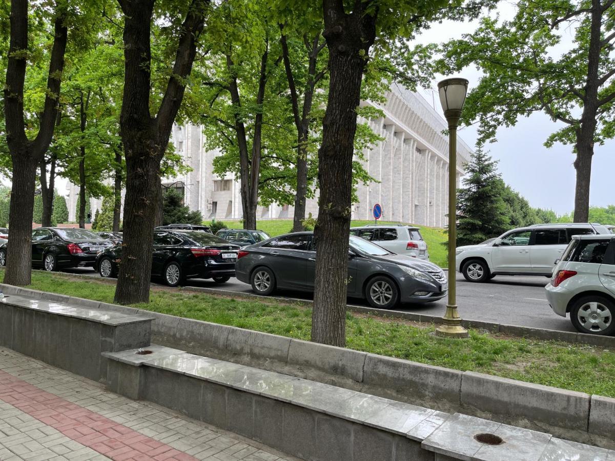 בישקק Logvinenko Apartment מראה חיצוני תמונה